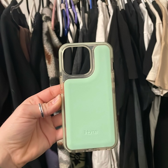 Phone case - Picture 1 of 2